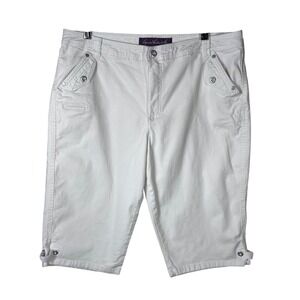 Gloria Vanderbilt Womens White Bermuda Shorts Size 14 Stretch Cotton Missy